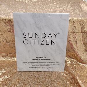 Sunday Citizen Resin Bath Set